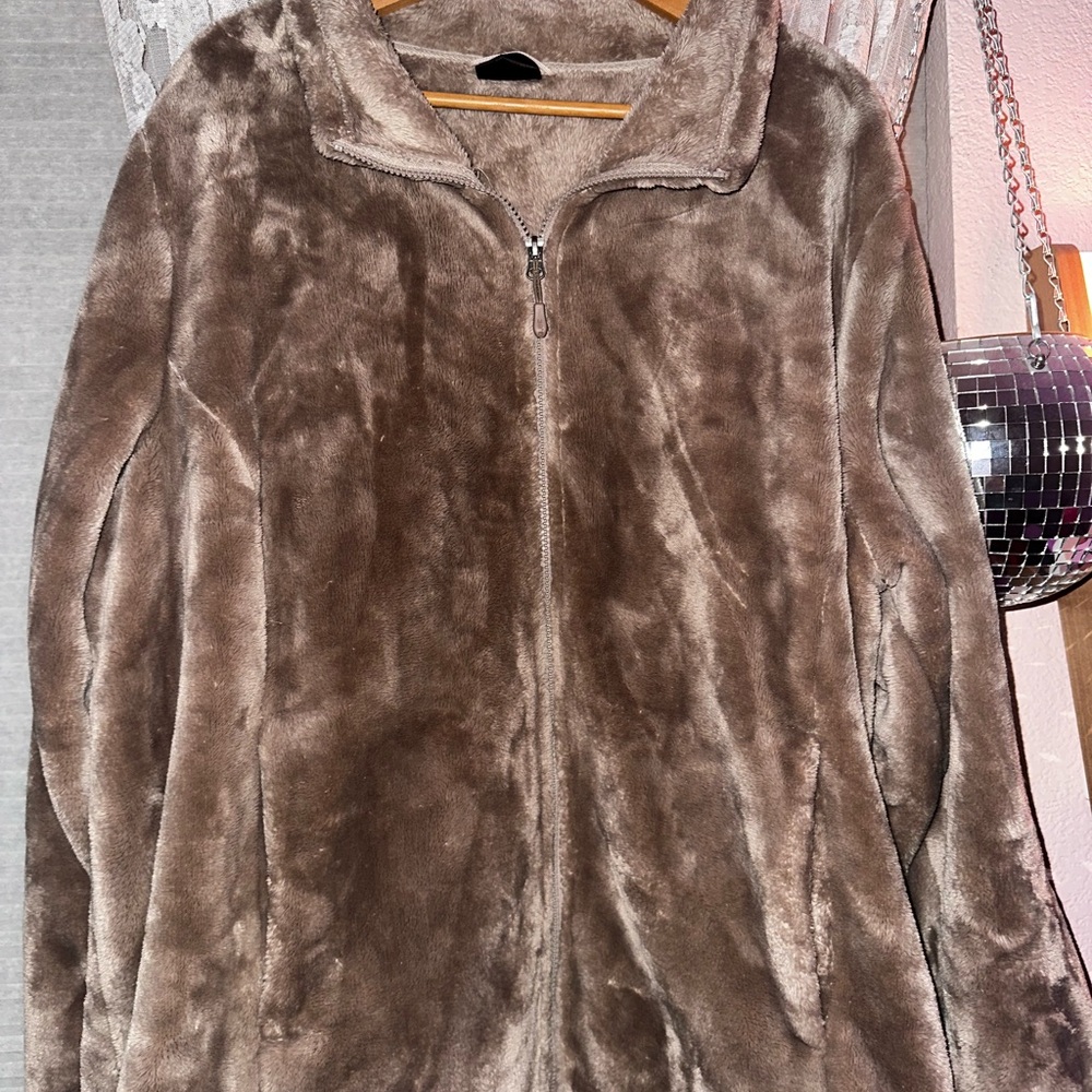 Jacket - Picture 2 of 4
